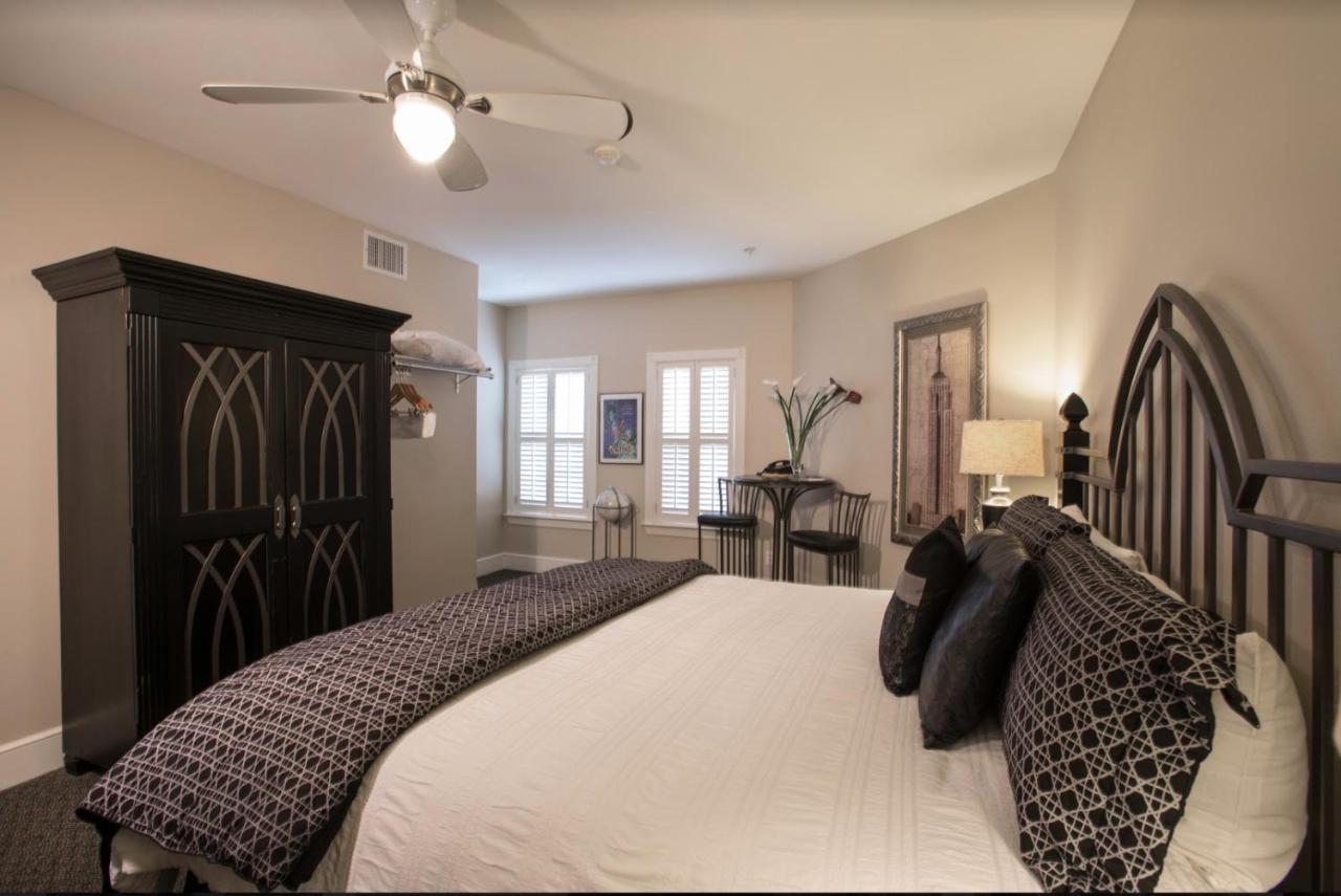 ניו בראונפלס Gruene River Hotel & Retreat מראה חיצוני תמונה