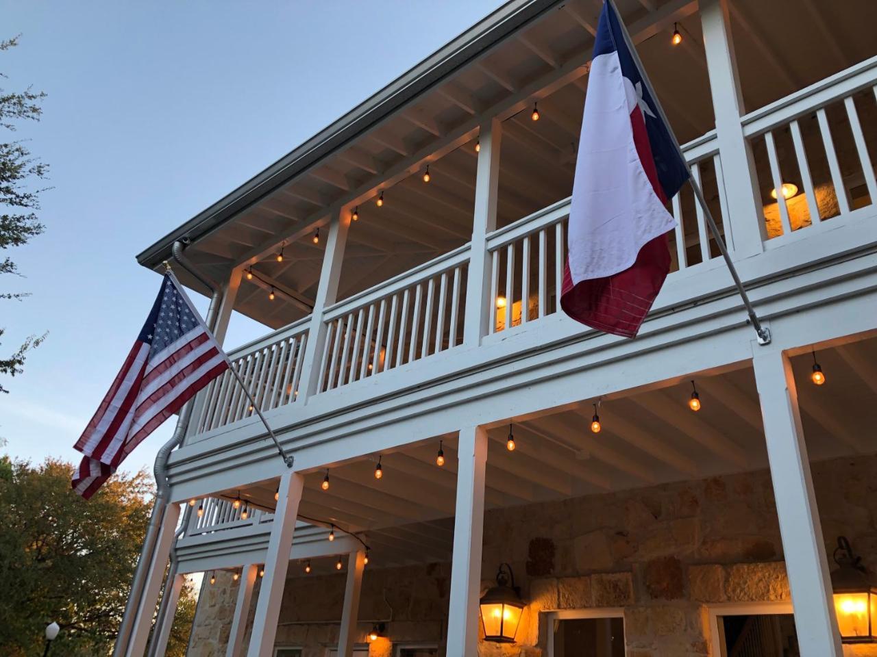 ניו בראונפלס Gruene River Hotel & Retreat מראה חיצוני תמונה